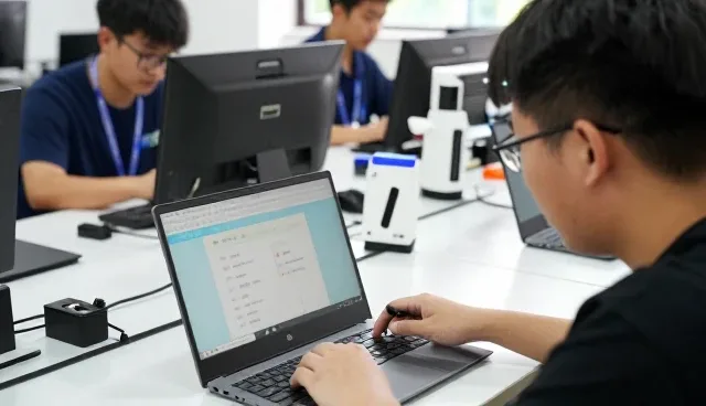 北京智汇火种教育科技有限公司提供教育相关解决方案